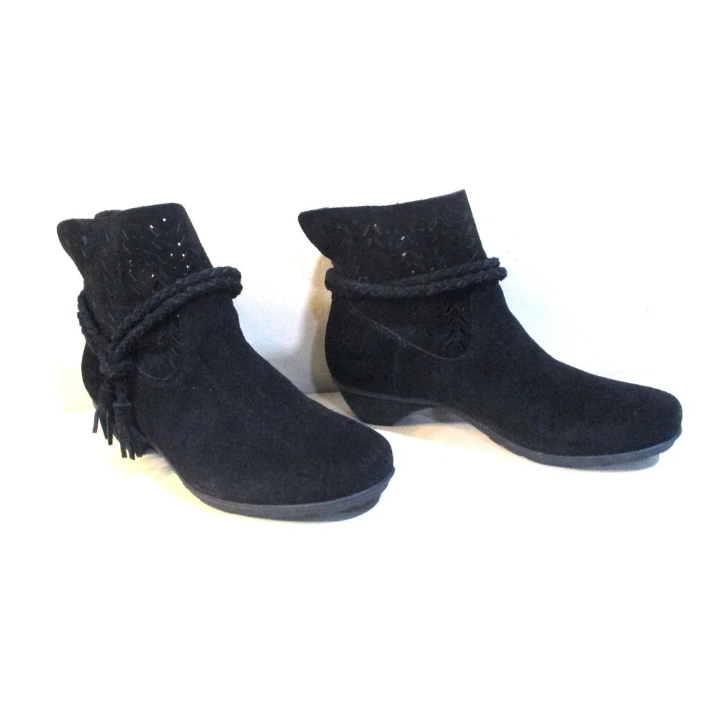 Abeo BIOsystem Black Suede Perforated Ankle Boots Braided Tassel Low Heel 6